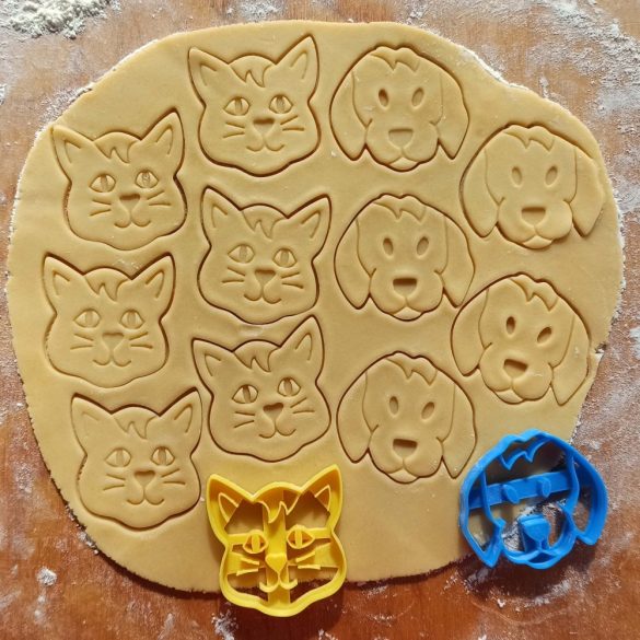 Cica és kutyafej sütikiszúró (2 darabos készlet)