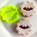 Denevér linzerkiszúró