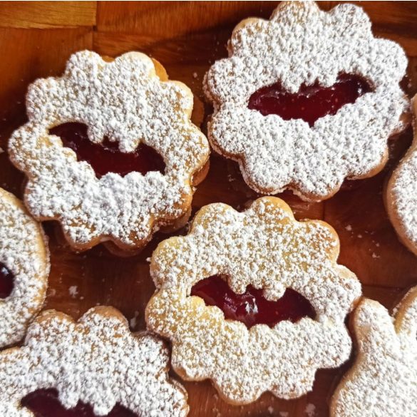 Denevér linzerkiszúró