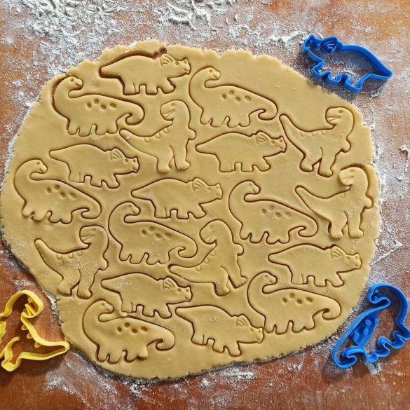 Dínós sütikiszúró készlet (3 darabos)