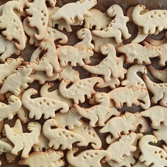 Dínós sütikiszúró készlet (3 darabos)