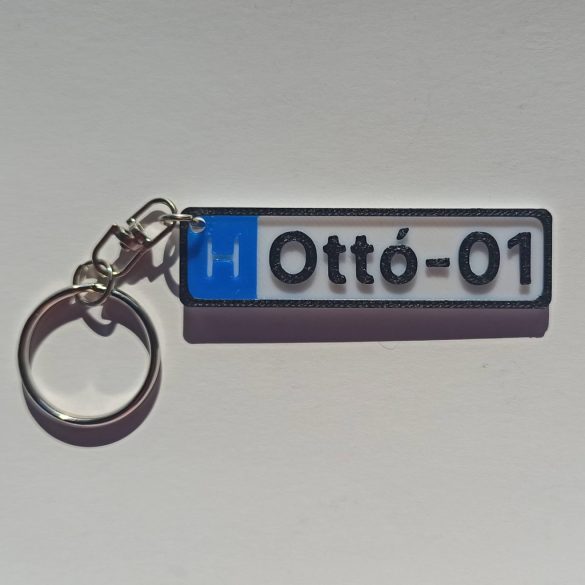Rendszámtábla alakú kulcstartó (Ottó-01)