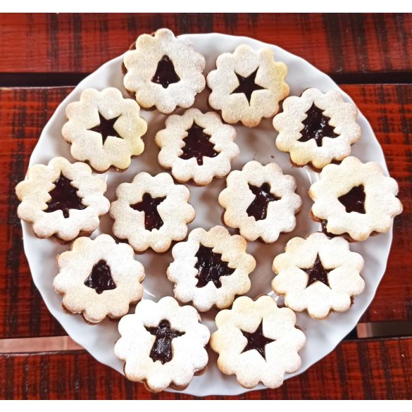 Fenyőfás linzerkiszúró