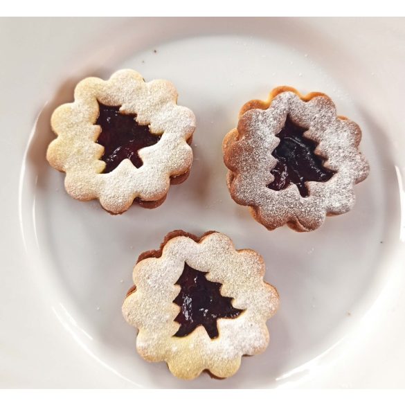 Fenyőfás linzerkiszúró