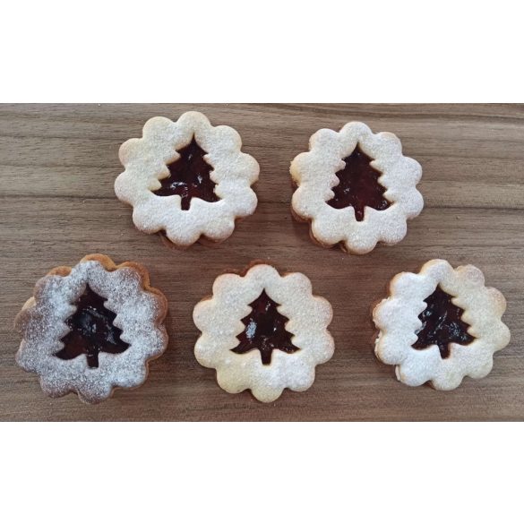 Fenyőfás linzerkiszúró