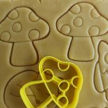 Gomba sütikiszúró