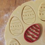 Hímes tojás sütikiszúró