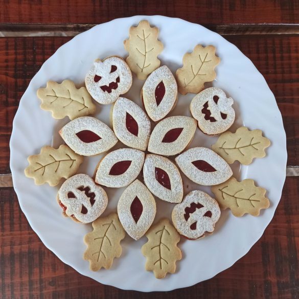 Levél linzerkiszúró (kétrészes)