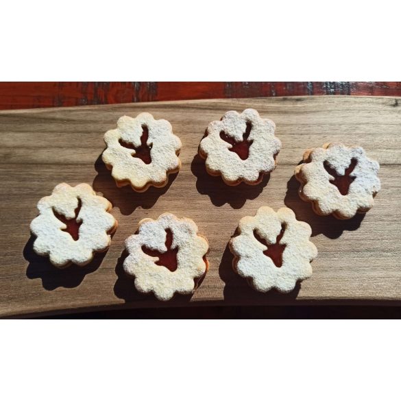 Szarvasos linzerkiszúró