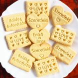 Szeretlek! szívalakú kekszmintázó