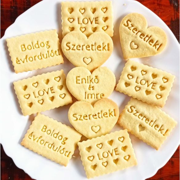 Szeretlek! szívalakú kekszmintázó