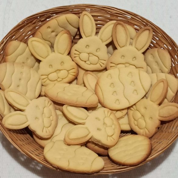 Hímes tojás sütikiszúró (szíves)