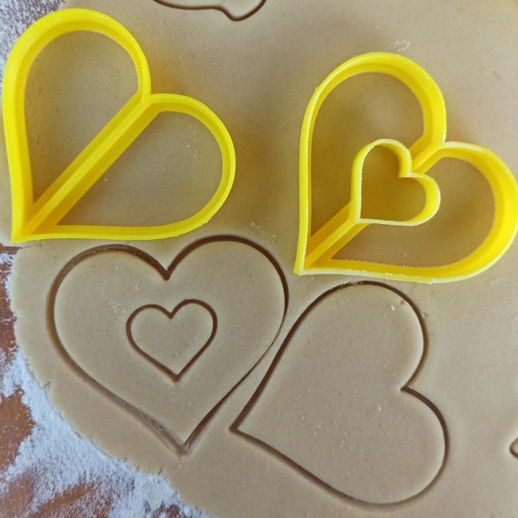 Szív linzerkiszúró (kétrészes)