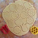 Virágok kekszmintázó (kétrészes)